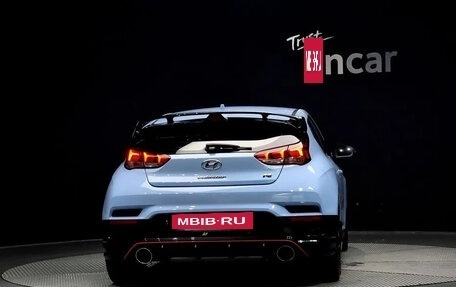 Hyundai Veloster II, 2021 год, 1 500 000 рублей, 3 фотография