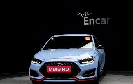 Hyundai Veloster II, 2021 год, 1 500 000 рублей, 2 фотография