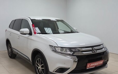 Mitsubishi Outlander III рестайлинг 3, 2018 год, 2 080 000 рублей, 3 фотография