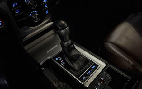 Toyota Land Cruiser Prado 150 рестайлинг 2, 2019 год, 5 499 000 рублей, 20 фотография