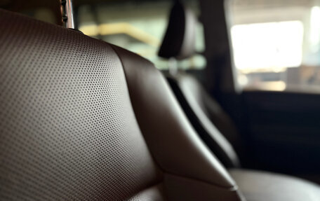 Toyota Land Cruiser Prado 150 рестайлинг 2, 2019 год, 5 499 000 рублей, 34 фотография