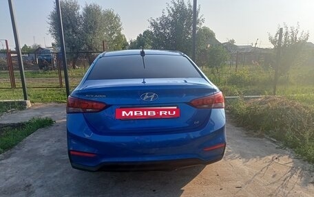Hyundai Solaris II рестайлинг, 2017 год, 1 150 000 рублей, 4 фотография