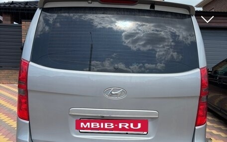 Hyundai Grand Starex Grand Starex I рестайлинг 2, 2013 год, 2 100 000 рублей, 9 фотография