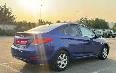 Hyundai Solaris II рестайлинг, 2011 год, 640 000 рублей, 5 фотография