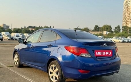 Hyundai Solaris II рестайлинг, 2011 год, 640 000 рублей, 7 фотография