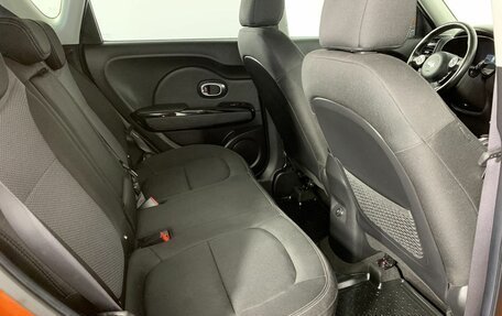 KIA Soul II рестайлинг, 2018 год, 1 599 000 рублей, 16 фотография