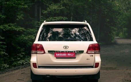 Toyota Land Cruiser 200, 2011 год, 3 600 000 рублей, 3 фотография