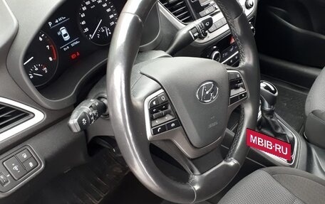 Hyundai Solaris II рестайлинг, 2017 год, 1 150 000 рублей, 5 фотография