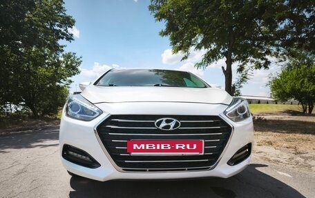Hyundai i40 I рестайлинг, 2015 год, 1 700 000 рублей, 12 фотография