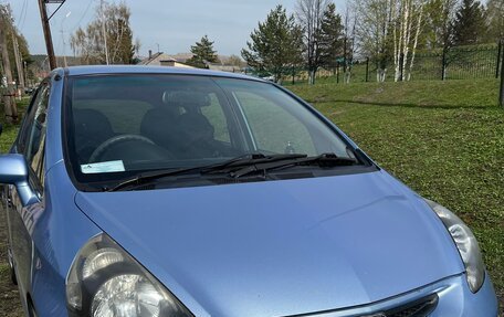 Honda Fit III, 2002 год, 300 000 рублей, 6 фотография