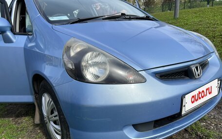 Honda Fit III, 2002 год, 300 000 рублей, 13 фотография