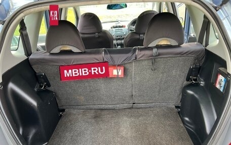 Honda Fit III, 2002 год, 300 000 рублей, 25 фотография