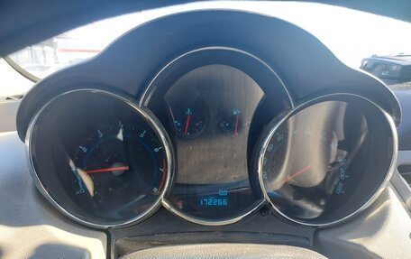 Chevrolet Cruze II, 2011 год, 735 000 рублей, 10 фотография