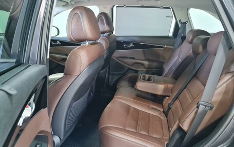 KIA Sorento III Prime рестайлинг, 2017 год, 2 300 000 рублей, 29 фотография
