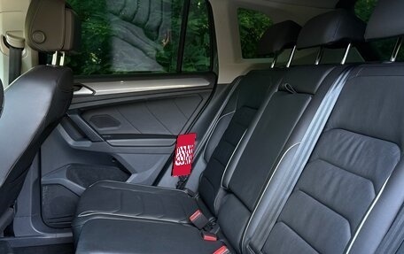 Volkswagen Tiguan II, 2021 год, 3 600 000 рублей, 18 фотография