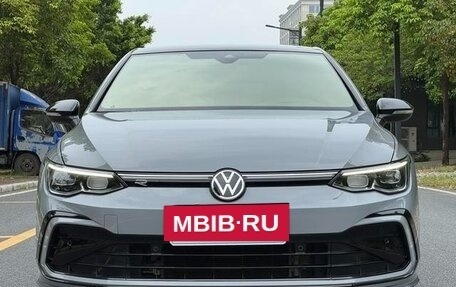 Volkswagen Golf R, 2021 год, 3 801 000 рублей, 2 фотография