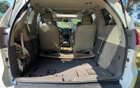 Toyota Sienna III, 2010 год, 1 915 000 рублей, 14 фотография