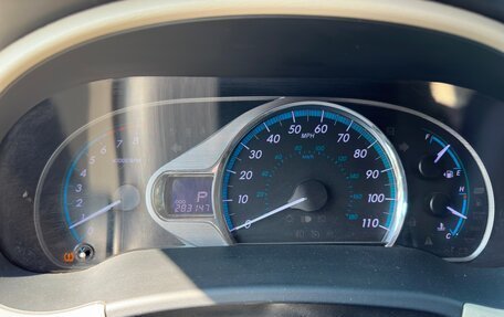 Toyota Sienna III, 2010 год, 1 915 000 рублей, 22 фотография