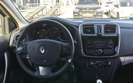 Renault Logan II, 2015 год, 698 000 рублей, 6 фотография