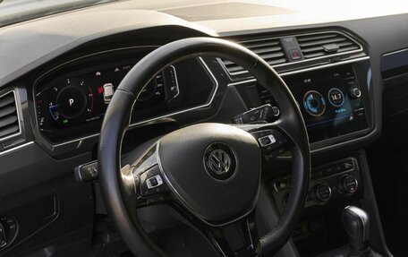 Volkswagen Tiguan II, 2020 год, 2 884 000 рублей, 5 фотография