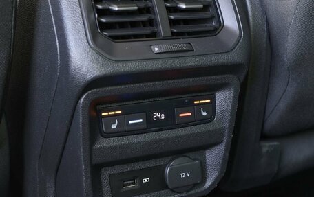 Volkswagen Tiguan II, 2020 год, 2 884 000 рублей, 16 фотография