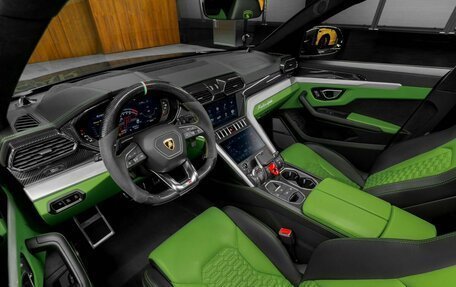 Lamborghini Urus I, 2019 год, 21 000 000 рублей, 19 фотография