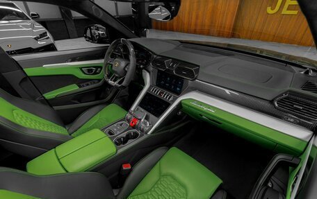 Lamborghini Urus I, 2019 год, 21 000 000 рублей, 29 фотография