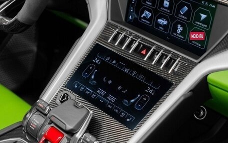 Lamborghini Urus I, 2019 год, 21 000 000 рублей, 32 фотография