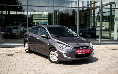 Hyundai Solaris II рестайлинг, 2011 год, 600 000 рублей, 5 фотография