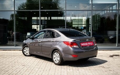 Hyundai Solaris II рестайлинг, 2011 год, 600 000 рублей, 6 фотография