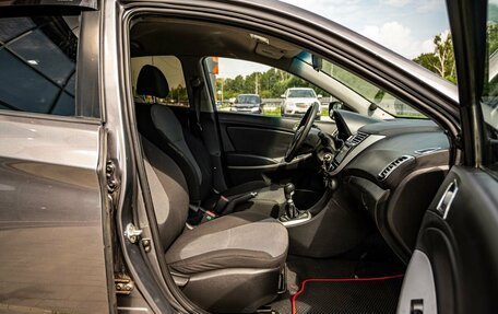 Hyundai Solaris II рестайлинг, 2011 год, 600 000 рублей, 11 фотография