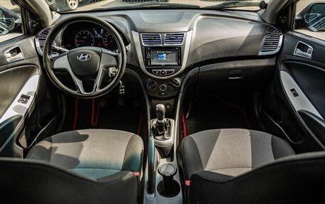 Hyundai Solaris II рестайлинг, 2011 год, 600 000 рублей, 15 фотография