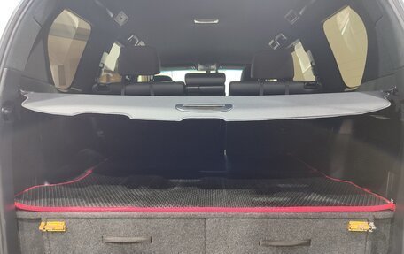 Toyota Land Cruiser Prado 150 рестайлинг 2, 2018 год, 6 400 000 рублей, 12 фотография