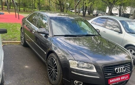 Audi A8, 2006 год, 2 800 000 рублей, 10 фотография