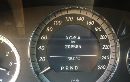 Mercedes-Benz E-Класс, 2011 год, 1 300 000 рублей, 8 фотография