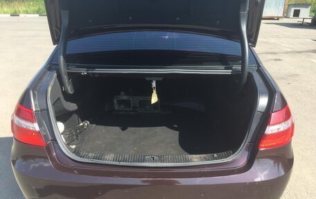 Mercedes-Benz E-Класс, 2011 год, 1 300 000 рублей, 7 фотография