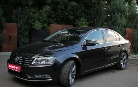 Volkswagen Passat B7, 2011 год, 980 000 рублей, 1 фотография