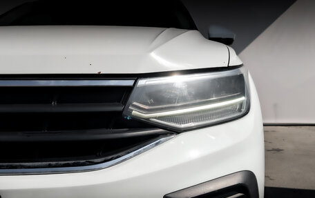 Volkswagen Tiguan II, 2021 год, 1 755 000 рублей, 16 фотография