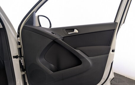 Volkswagen Tiguan I, 2013 год, 1 550 000 рублей, 24 фотография