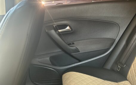 Volkswagen Polo VI (EU Market), 2013 год, 900 000 рублей, 7 фотография