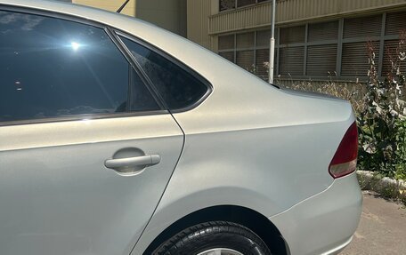 Volkswagen Polo VI (EU Market), 2013 год, 900 000 рублей, 14 фотография