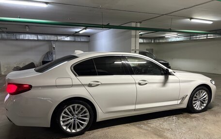 BMW 5 серия, 2022 год, 5 850 000 рублей, 4 фотография