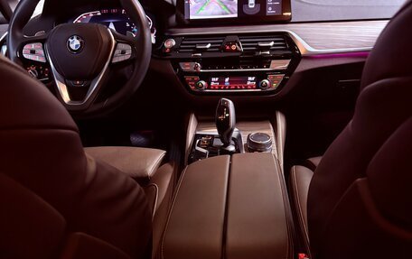 BMW 5 серия, 2022 год, 5 850 000 рублей, 8 фотография