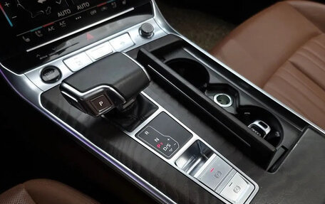 Audi A6, 2021 год, 4 500 000 рублей, 8 фотография