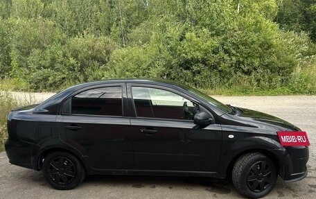 Chevrolet Aveo III, 2010 год, 525 000 рублей, 3 фотография