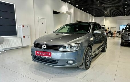 Volkswagen Jetta VI, 2014 год, 1 119 000 рублей, 1 фотография