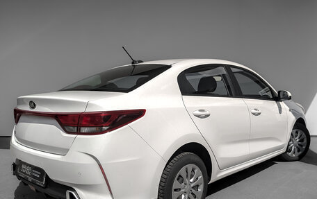 KIA Rio IV, 2021 год, 1 565 000 рублей, 5 фотография