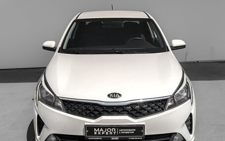 KIA Rio IV, 2021 год, 1 565 000 рублей, 2 фотография