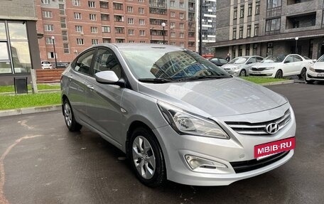 Hyundai Solaris II рестайлинг, 2016 год, 1 030 000 рублей, 3 фотография