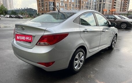 Hyundai Solaris II рестайлинг, 2016 год, 1 030 000 рублей, 4 фотография